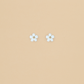 Aretes Flor de Fresita Blanca