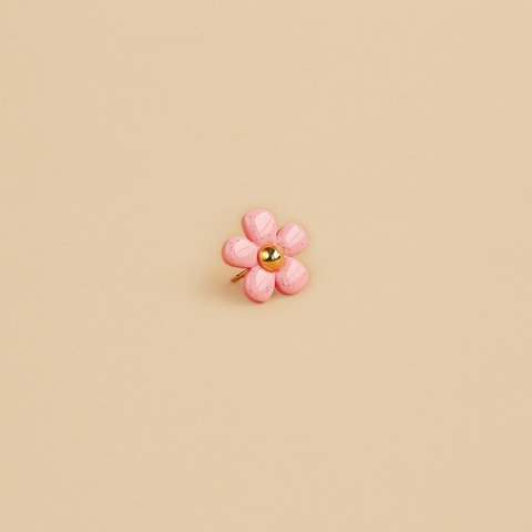 Earcuff Flor de Fresa Rosa