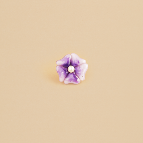 Earcuff Flor de Mora Morado