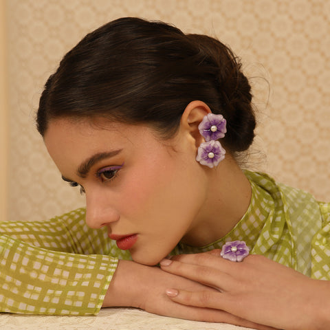 Earcuff Flor de Mora Morado