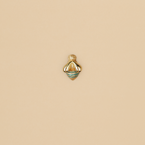 Earcuff Abejita dorado