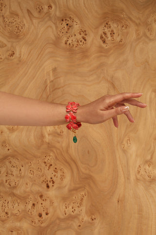 Pulsera Cascada de Orquídeas Rojizas