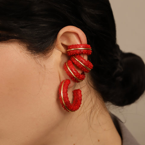 Earcuff Espádice Rojo