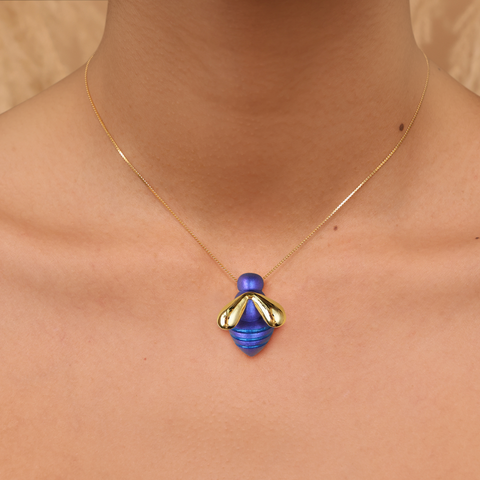 Collar Abejita Morada