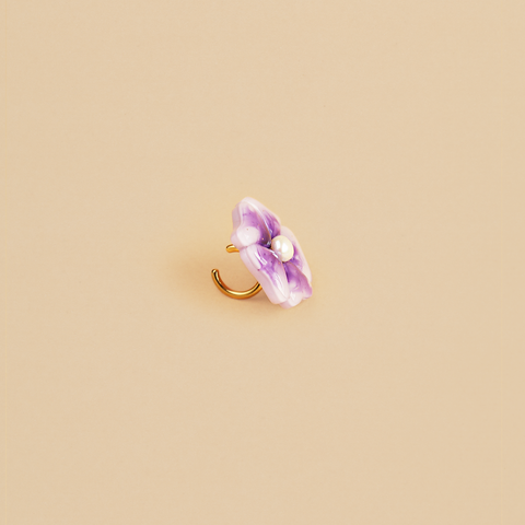 Earcuff Flor de Mora Morado