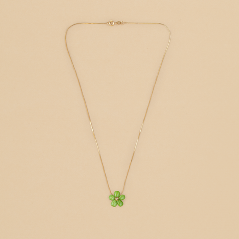 Collar Flor de Fresita Verde