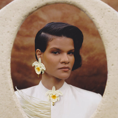 Broche Cattleya Marfil